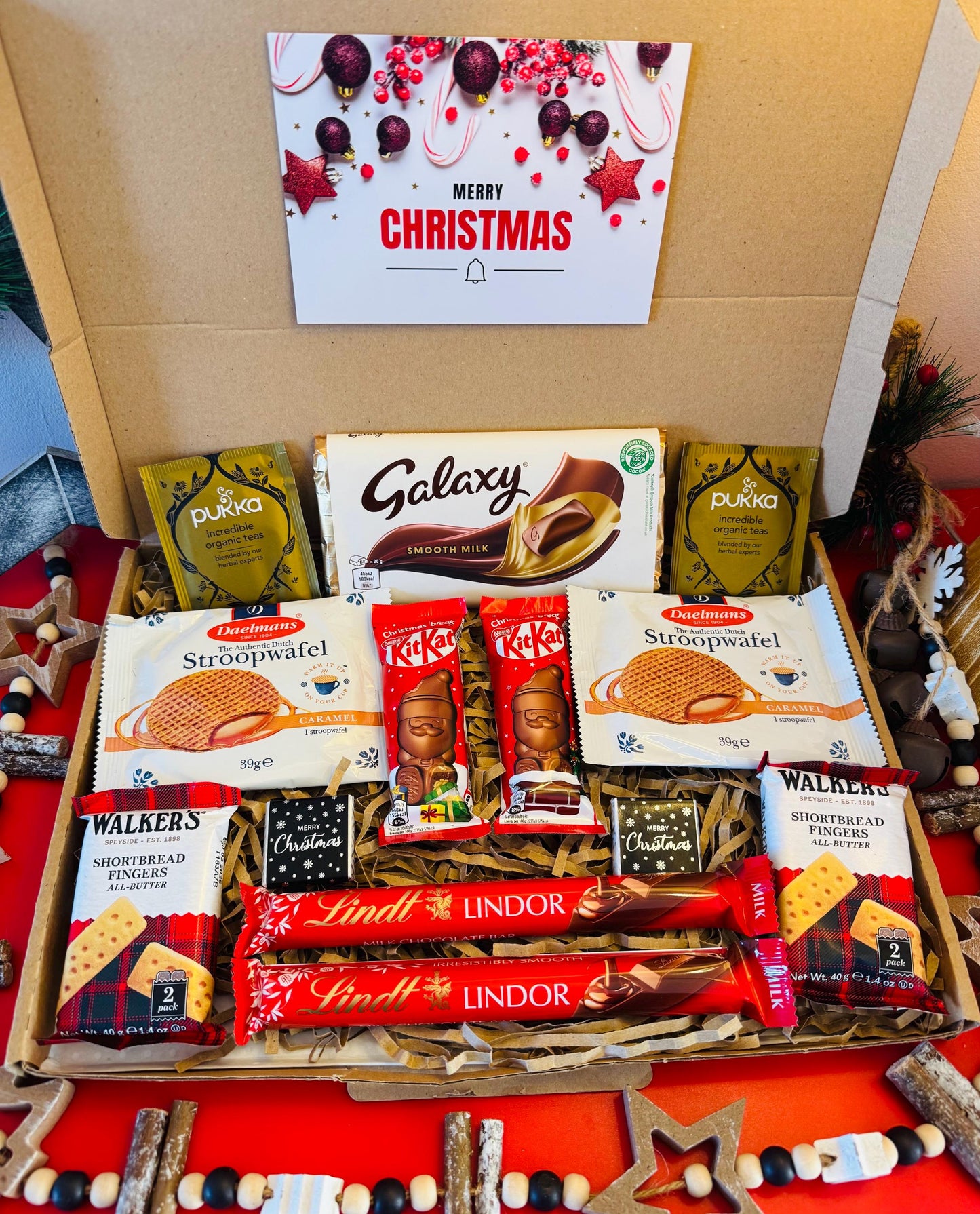 Couples Christmas Gift - Christmas Gift for them - Letterbox Gift - Gifts for Grandparents - Gifts for Couples - Xmas Movie Night Box