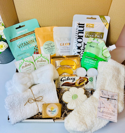 PAMPER HAMPER - Letterbox Gift For Her - Spa Self-Care Giftbox - Birthday Giftbox - Friend Giftbox - Carepackage - Personalised