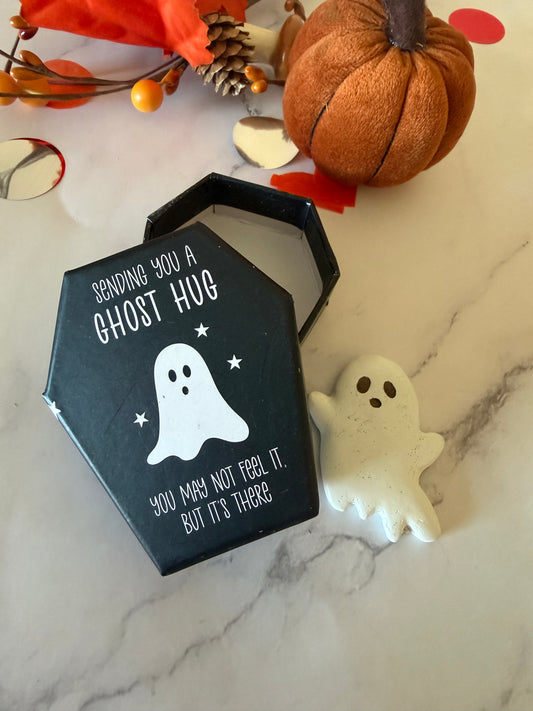 Porcelain Ghost Hug Keepsake