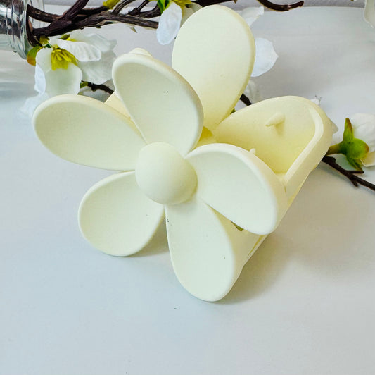 Cream Flower Hair Claw Clip