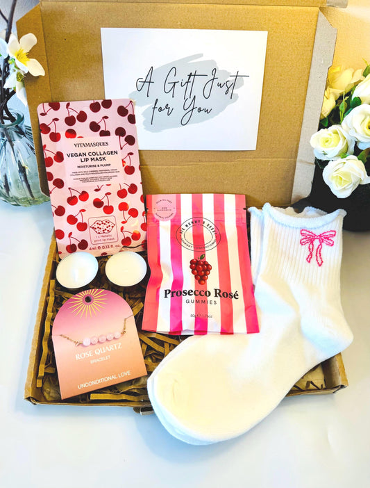 Hug in a Box For Her - Thinking of You - Letterbox Gift - Care Package - Birthday Giftbox - Pick me Up Gift - Gift for Friend - Personalised