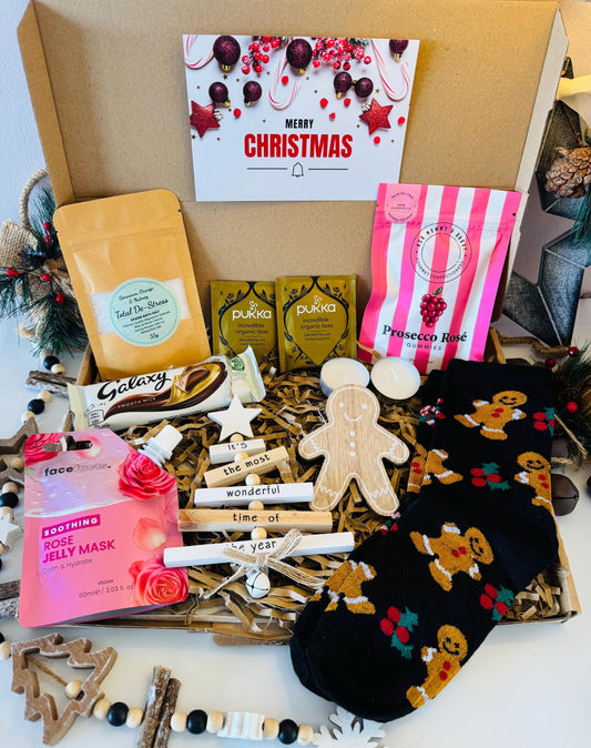 Christmas Pamper Gift Box - Xmas Pamper Letterbox Gift for Her - Self Care - Spa Gift Set - Pamper Hamper - Colleague Present - Hug in a Box