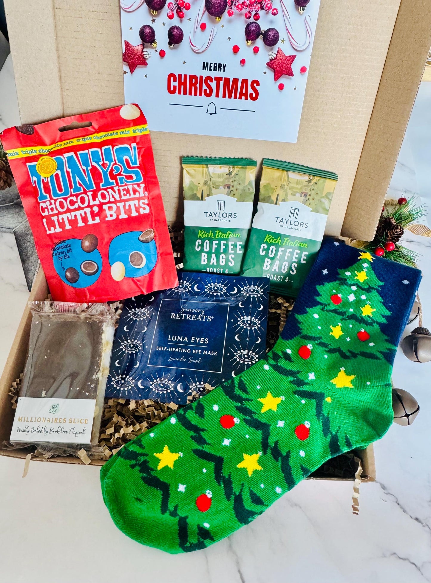 Mens Christmas Treat Box - Christmas Gift for him - Christmas Eve Box - Hamper for Him - Colleague Present - Hug in a Box - Secret Santa