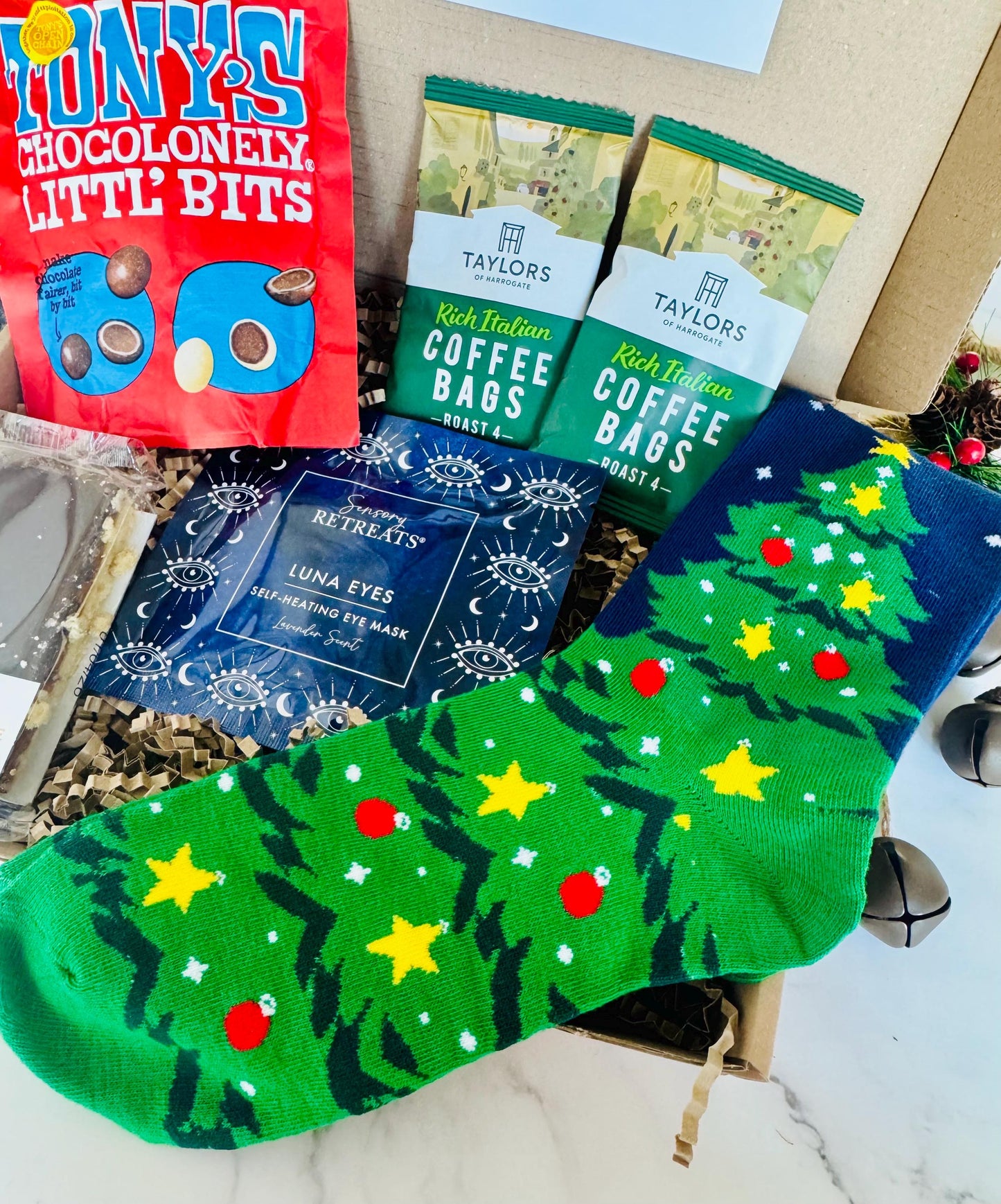 Mens Christmas Treat Box - Christmas Gift for him - Christmas Eve Box - Hamper for Him - Colleague Present - Hug in a Box - Secret Santa