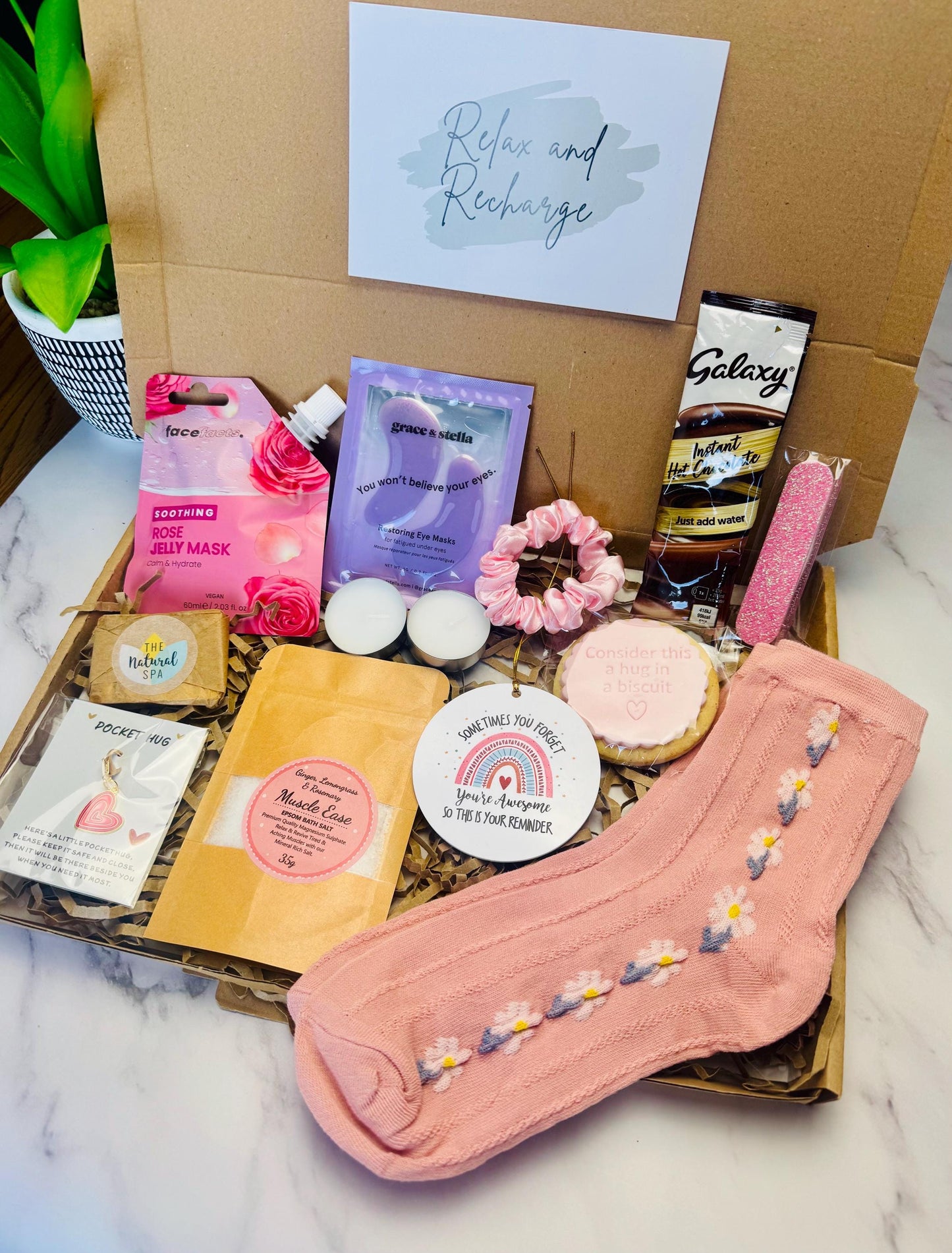 PAMPER HAMPER - Letterbox Gift For Her - Spa Self-Care Giftbox - Birthday Giftbox - Friend Giftbox - Carepackage Gift - Personalised