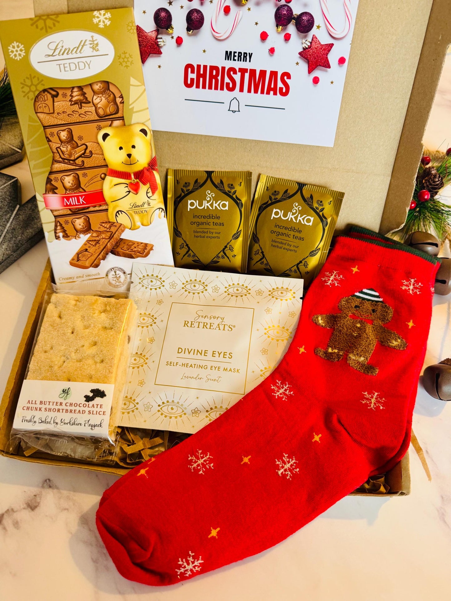 Christmas Gift for Her - Xmas Eve Box - Hug in a Box - Ladies Christmas Gift Box for Her - Gifts for Women - Xmas Treat Box - Secret Santa