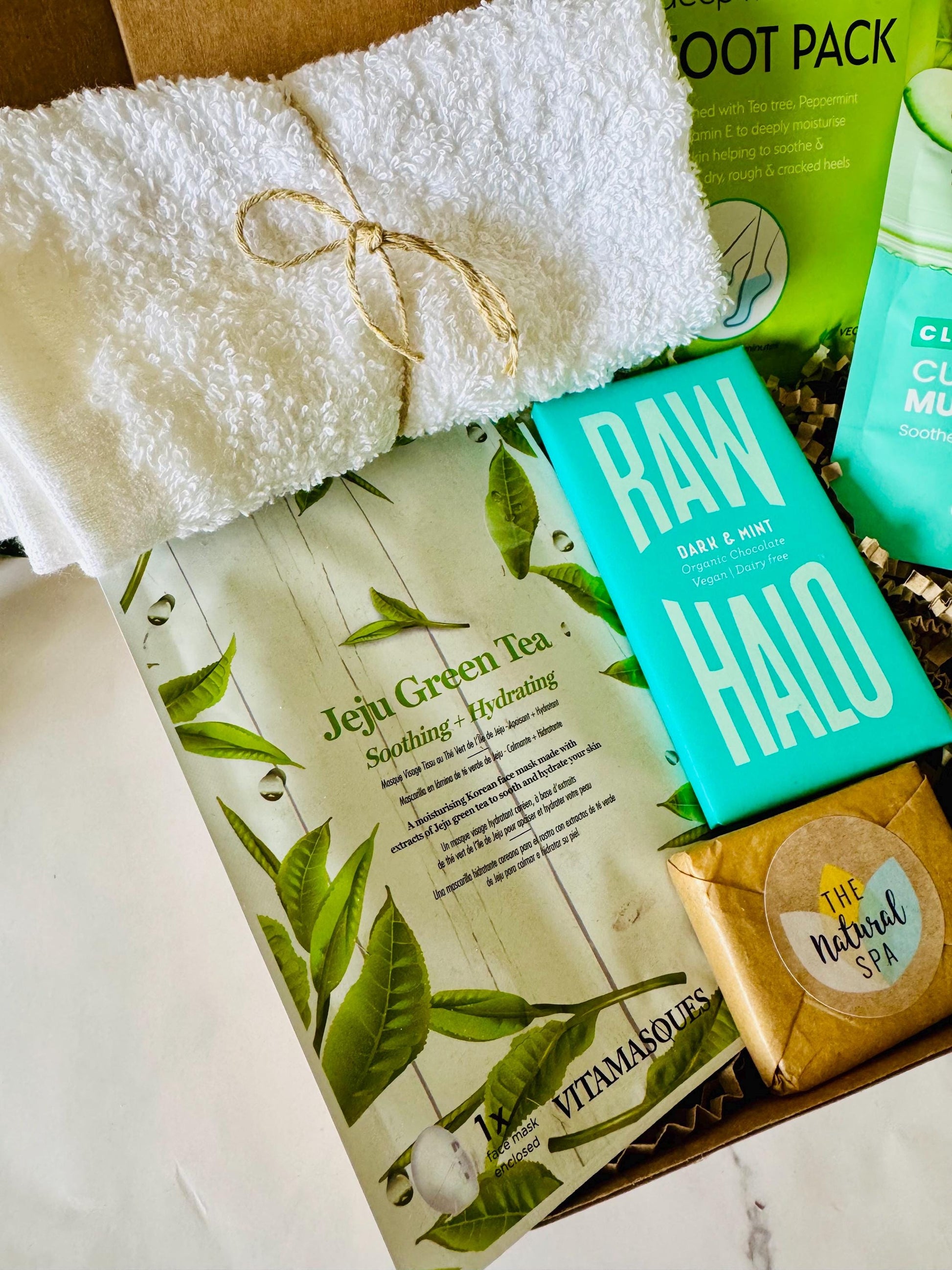 Vegan Gift Box - Vegan Pamper Hamper - Self Care Gift Set - Care Package Gift For Her - Cruelty Free Gift Set - Pamper Box - Birthday Pamper