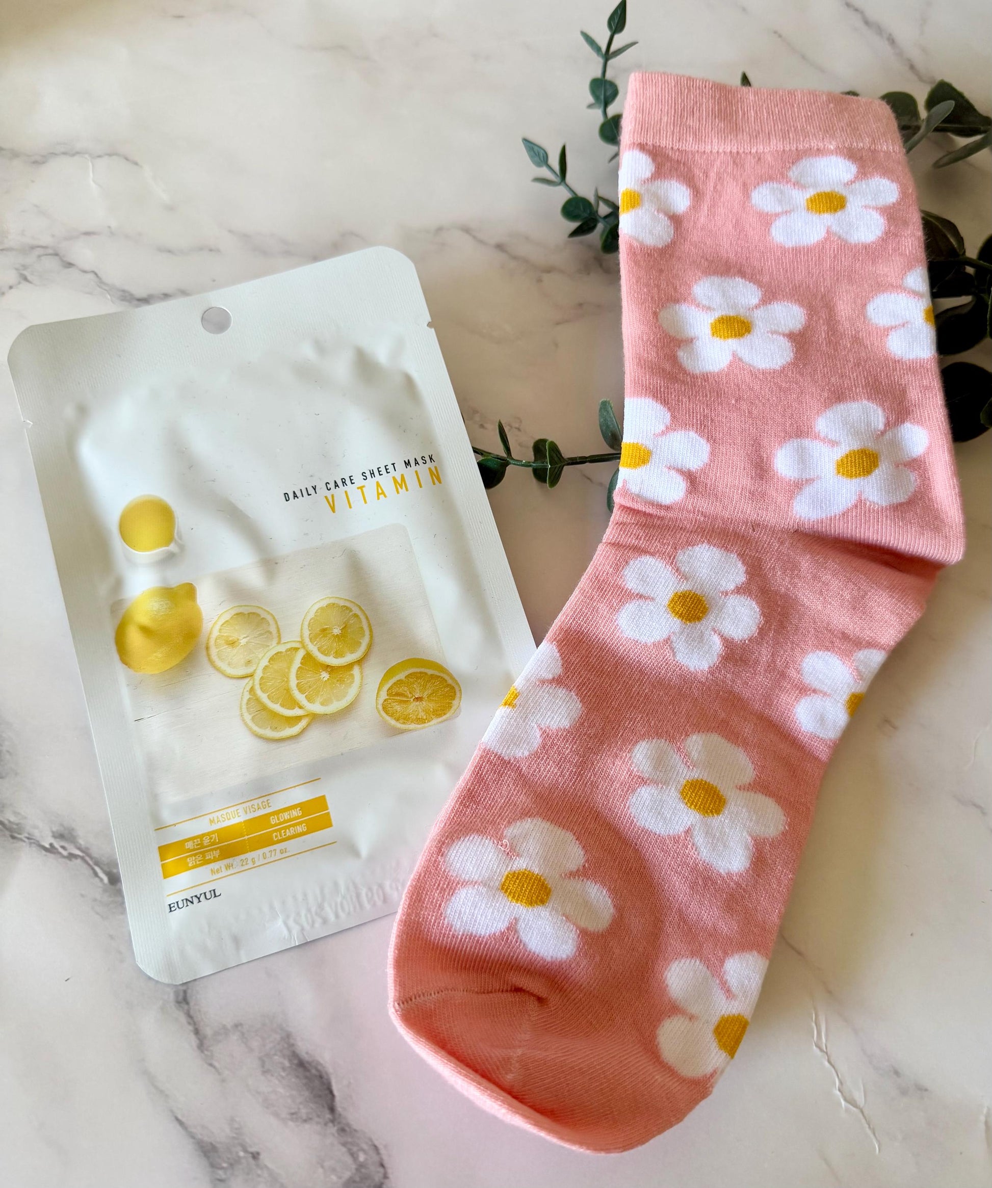 Box of Sunshine Hug in a Box - Pamper Hamper - Get Well Soon Recovery Gift - Sympathy Thinking of You Gift - Letterbox Gift - Care Package