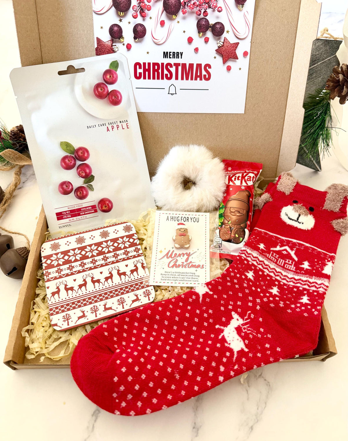 Christmas Hug in a Box - Christmas Gift for Her - Care Package Hamper Ladies Treat Box - Secret Santa - Self-Care Gift Box - Xmas Eve Box