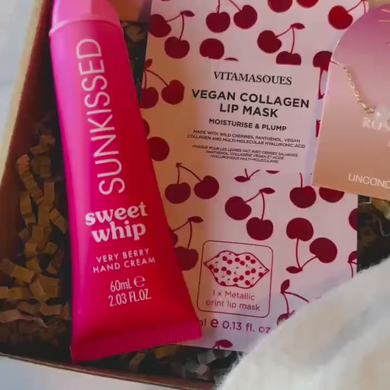 Hug in a Box Gift Hamper for Her – Valentine’s Self Care Pamper Box - Comfort Care Package - Thinking of You - Gift for Friend - Galentines