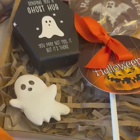 Halloween Hug in a Box - Boo Box - Pamper Gift Box for Her - Letterbox Gift - Fall Birthday Treat Box - Fall Care Package - Pumpkin Gift