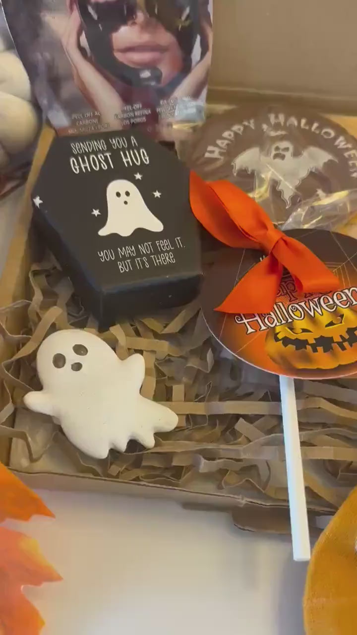 Halloween Hug in a Box - Boo Box - Pamper Gift Box for Her - Letterbox Gift - Fall Birthday Treat Box - Fall Care Package - Pumpkin Gift