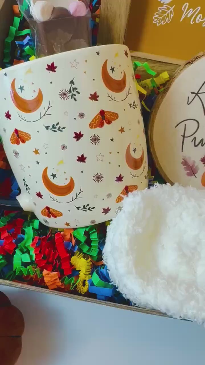 Cosy Autumn Hamper - Hug in a Box for Her - Fall Gift Box - Friend Treat Box - Autumn Care Package - Birthday Hamper - Get Well Soon Gift