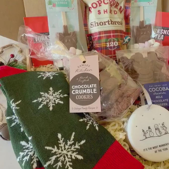 Couples Christmas Hamper - His and Hers Hamper - Christmas Gift Box - Xmas Gifts for Couples  - Christmas Eve Box - Movie Night Hamper