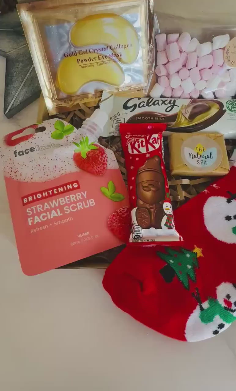 Christmas Pamper Gift Box - Self-Care Box - Xmas Eve Box - Christmas Gift Box for Her - Gifts for Women - Xmas Treat Box - Secret Santa -