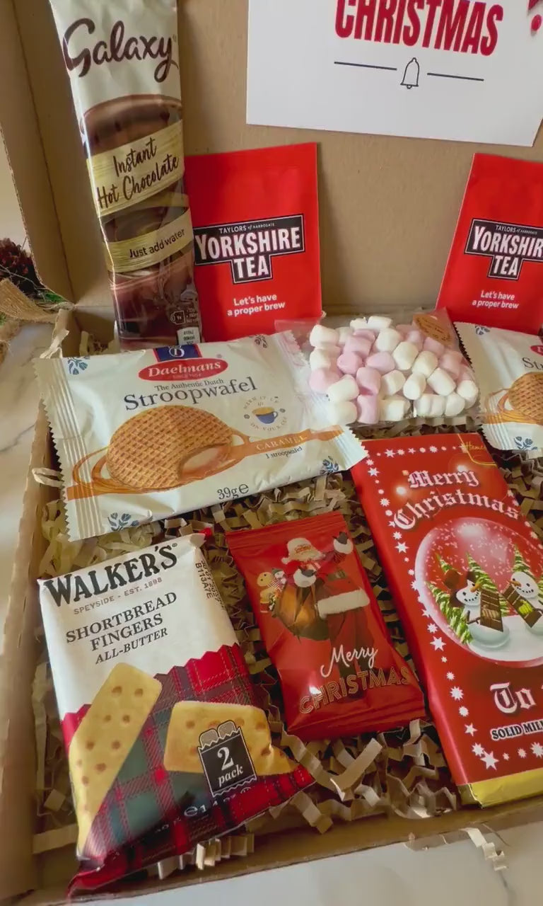 Couples Christmas Hamper - Christmas Gift Box for them - Letterbox Gift - Gifts for Grandparents - Gifts for Couples - Xmas Movie Night Box