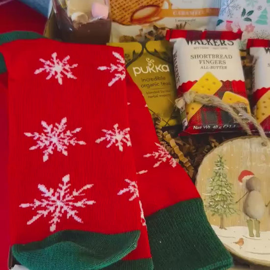 Couples Christmas Hamper - His and Hers Hamper - Christmas Gift Box - Xmas Gifts for Couples  - Christmas Eve Box - Movie Night Hamper
